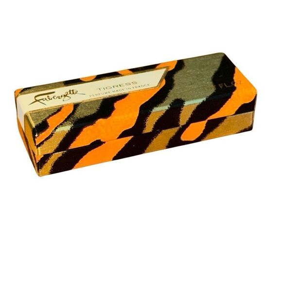 VINTAGE FABERGE FABERGETTE TIGRESS ROLL ON PERFUME 1/8 oz IN GOLDEN CASE FULL - Picture 7 of 10